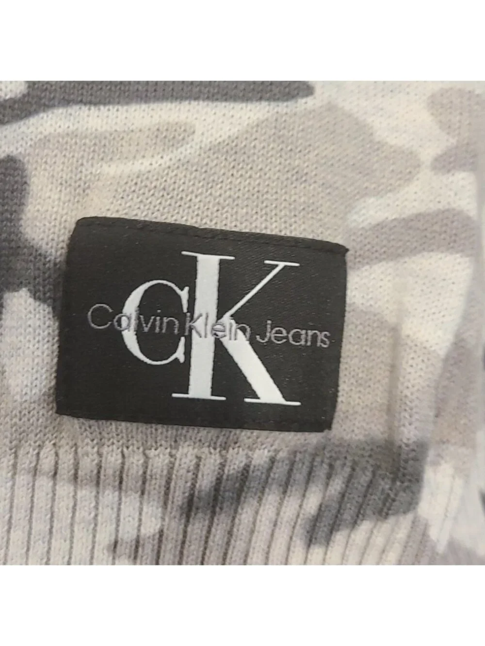 Calvin Klein Jeans grey camo lightweight knit sweater